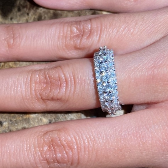 Sale! 925 Sterling Silver Zircon Wedding Band - Picture 1 of 2